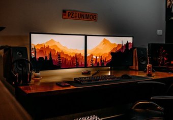 Top 6 Monitor Arms with Built-in Cable Management