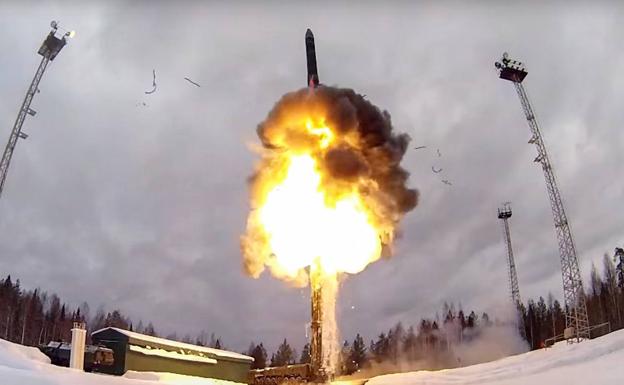 Launch of an intercontinental missile during an exercise by the Russian Strategic Deterrence Force on February 19.  /afp