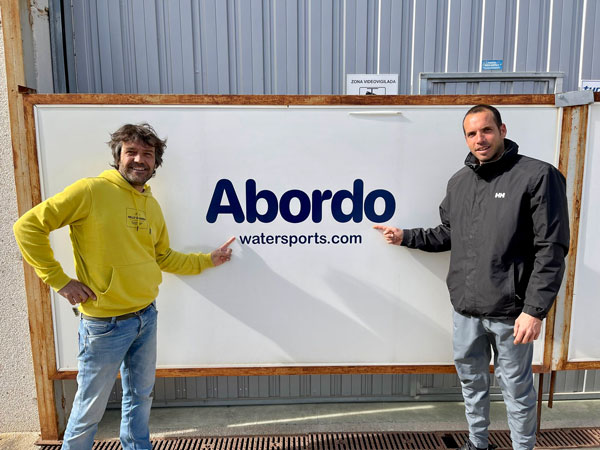 Patívela.cat Barcelona and Abordo join forces to manufacture sailing skates