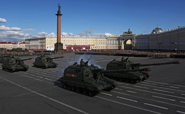 Nazi defeat.  Russian tanks rehearse the Victory Parade in St. Petersburg Square, which will take place on May 9./REUTERS