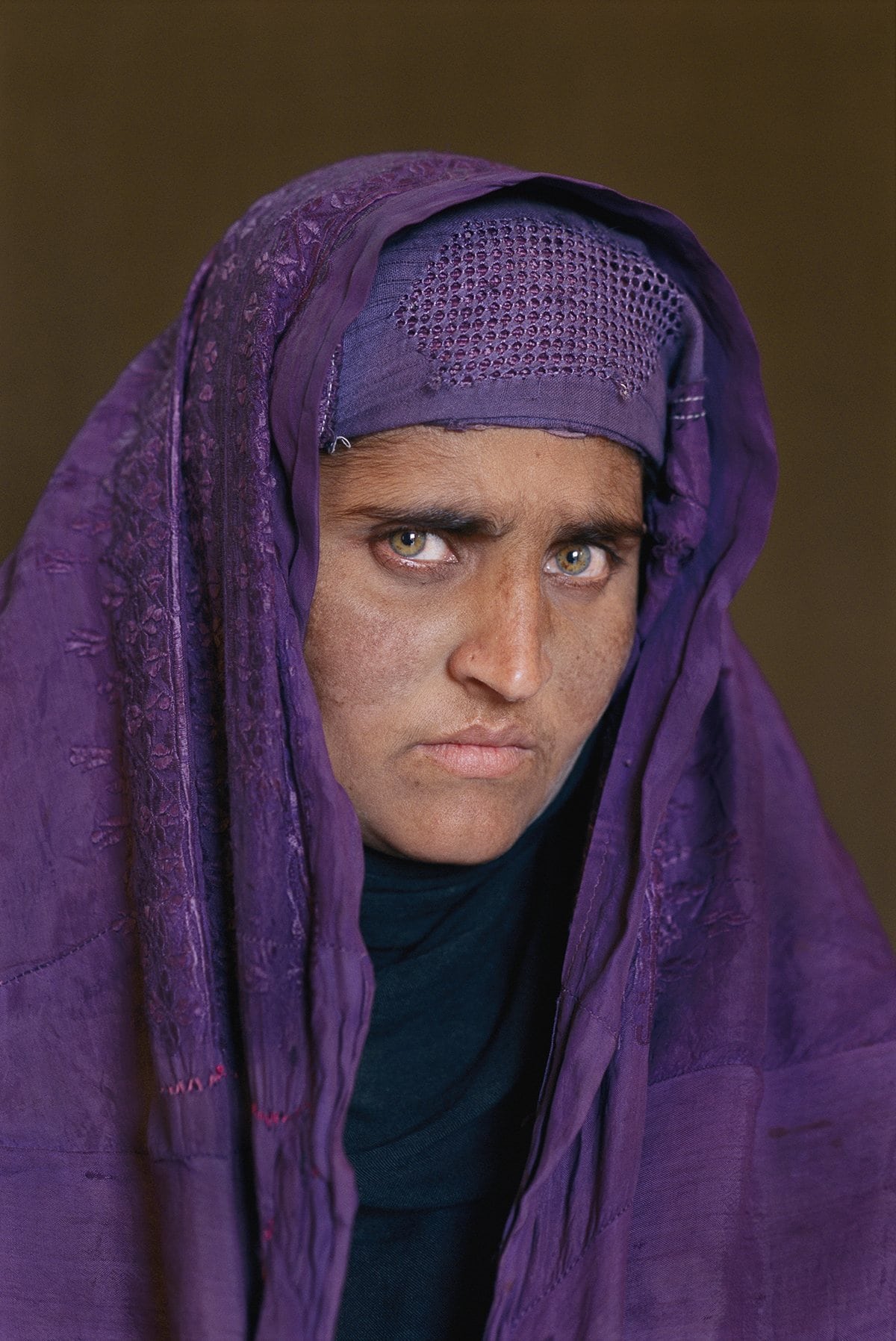 afghan woman steve mccurry