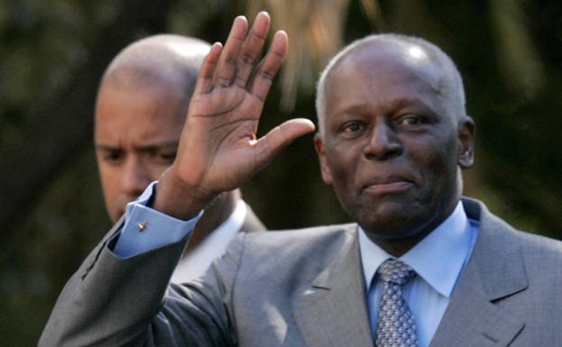Former Angolan President Eduardo dos Santos, who died on Friday in Barcelona./reuters