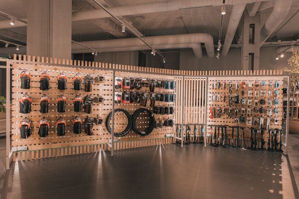Escapa lands in Madrid with a 3,000 square meter store