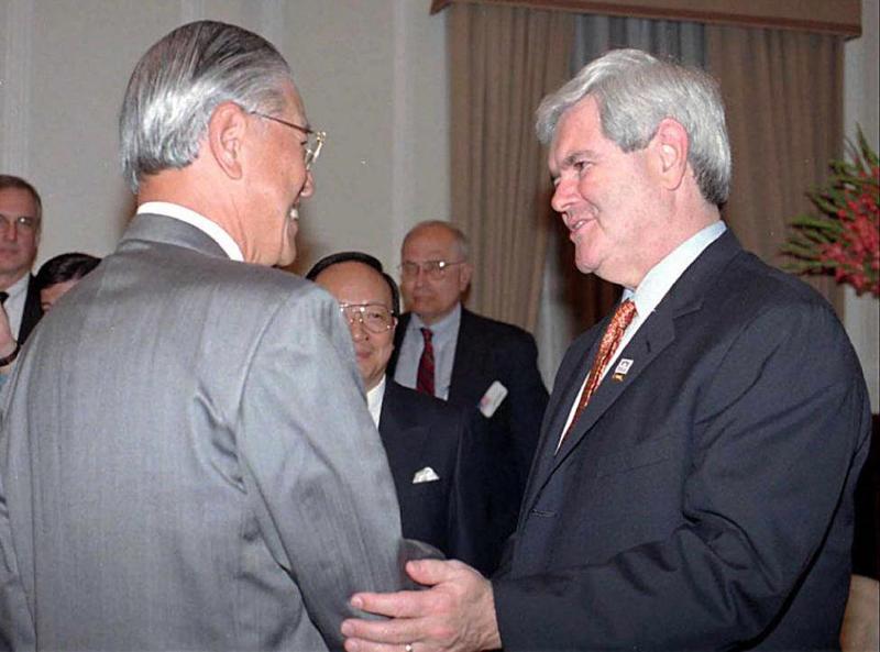 Newt Gingrich talks with Taiwanese President Lee Teng-hui in 1997 in Taipei/afp