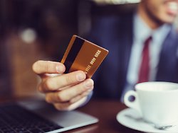 Check offers: Business credit cards: Apps and AI make everyday business easier