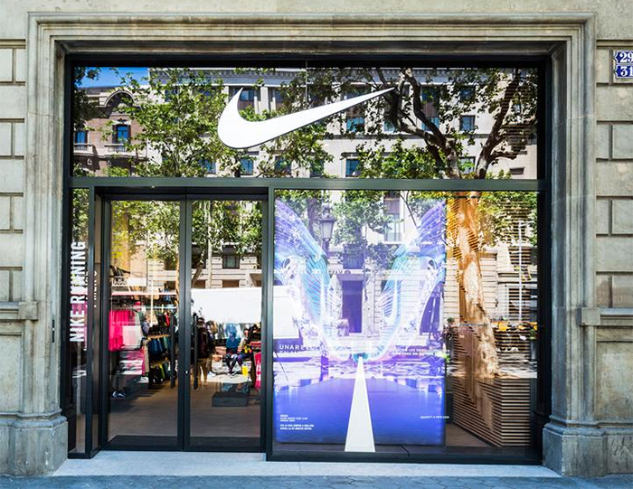 Nike turns to direct-to-consumer sales