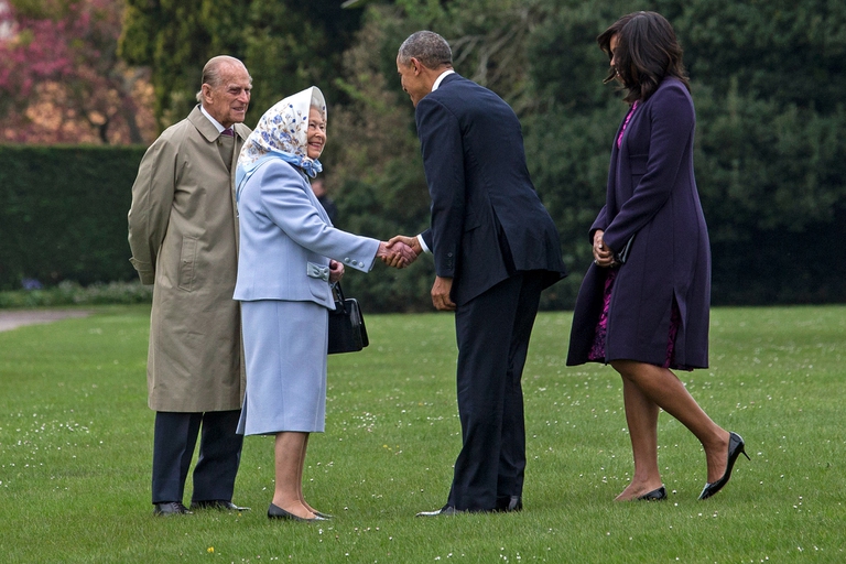 Elizabeth II and Barack Obama